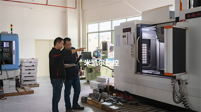 在cnc精雕機(jī)加工過程中，我們應(yīng)注意那些問題呢？